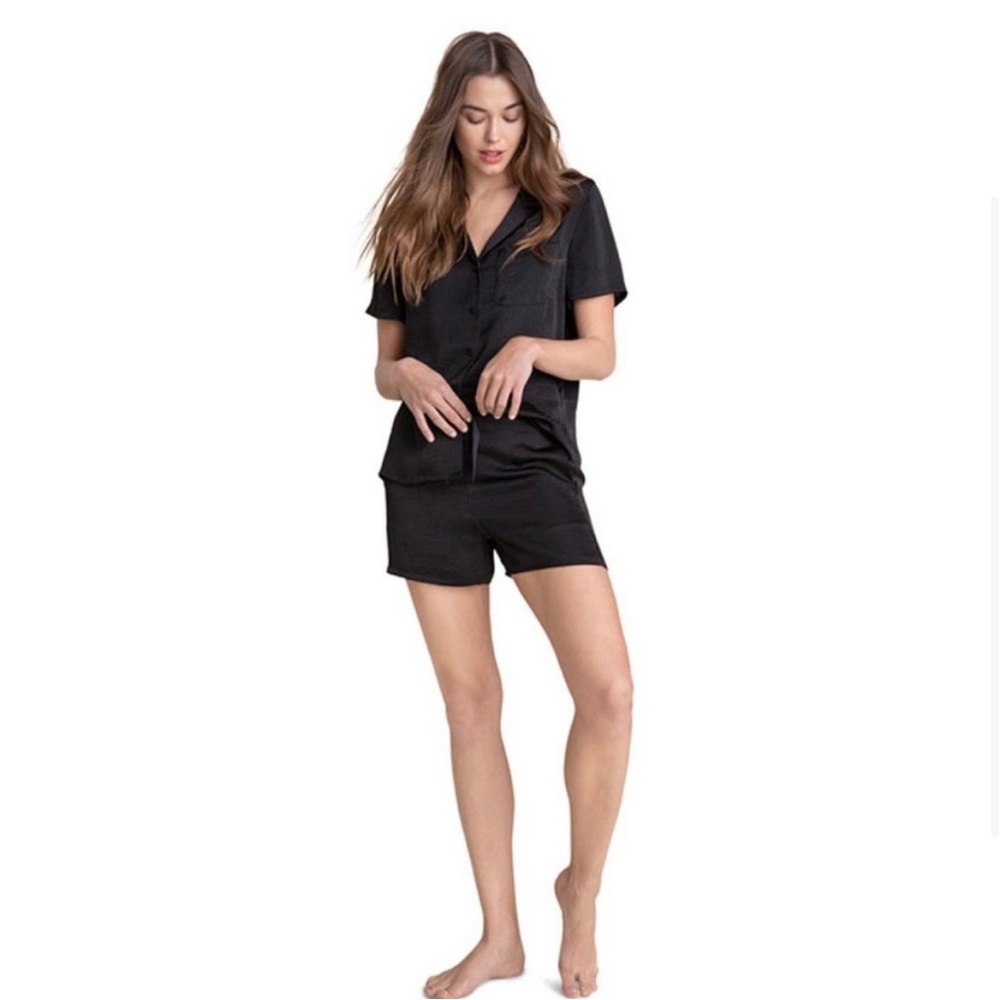 Barefoot dreams silk pajama two piece set - Picture 1 of 1